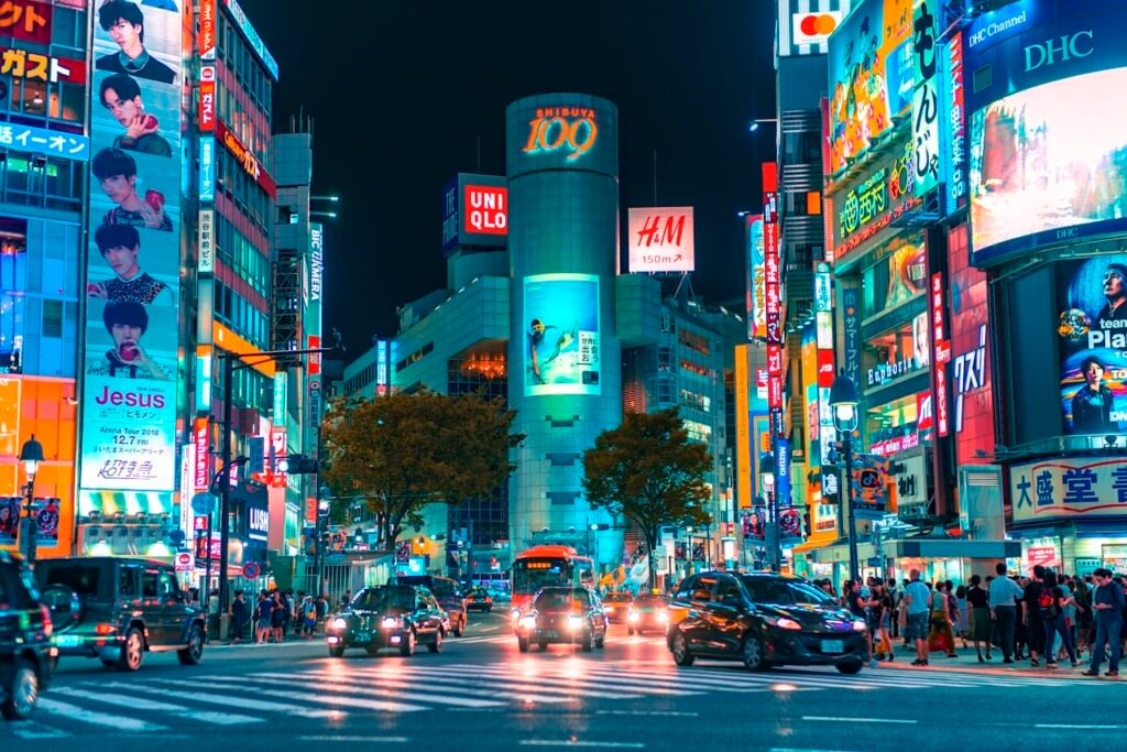 5 Proven Ways Smart Travelers Avoid Roaming Fees in Tokyo